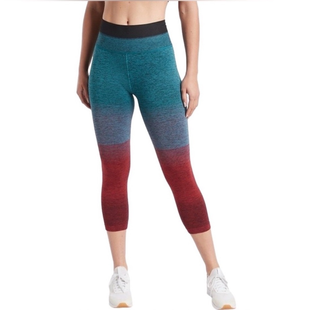 Athleta Relay Ombre Capri Leggings XL EUC